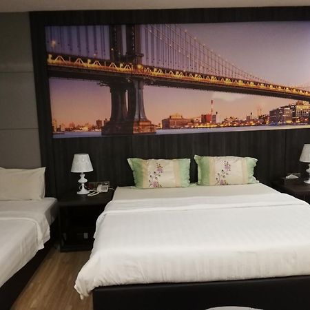 קוטה קינבלו Ease Hotel מראה חיצוני תמונה
