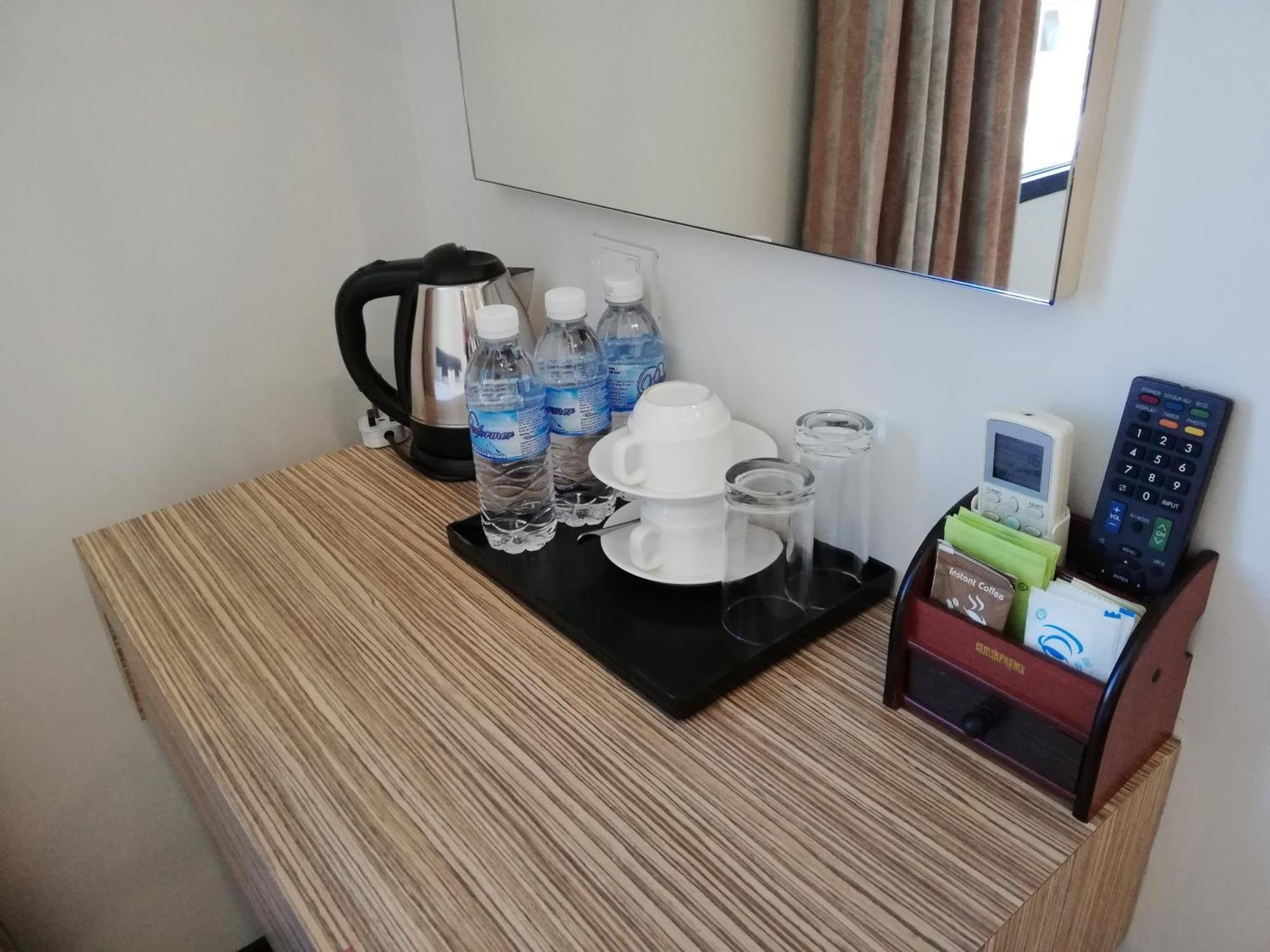 קוטה קינבלו Ease Hotel מראה חיצוני תמונה