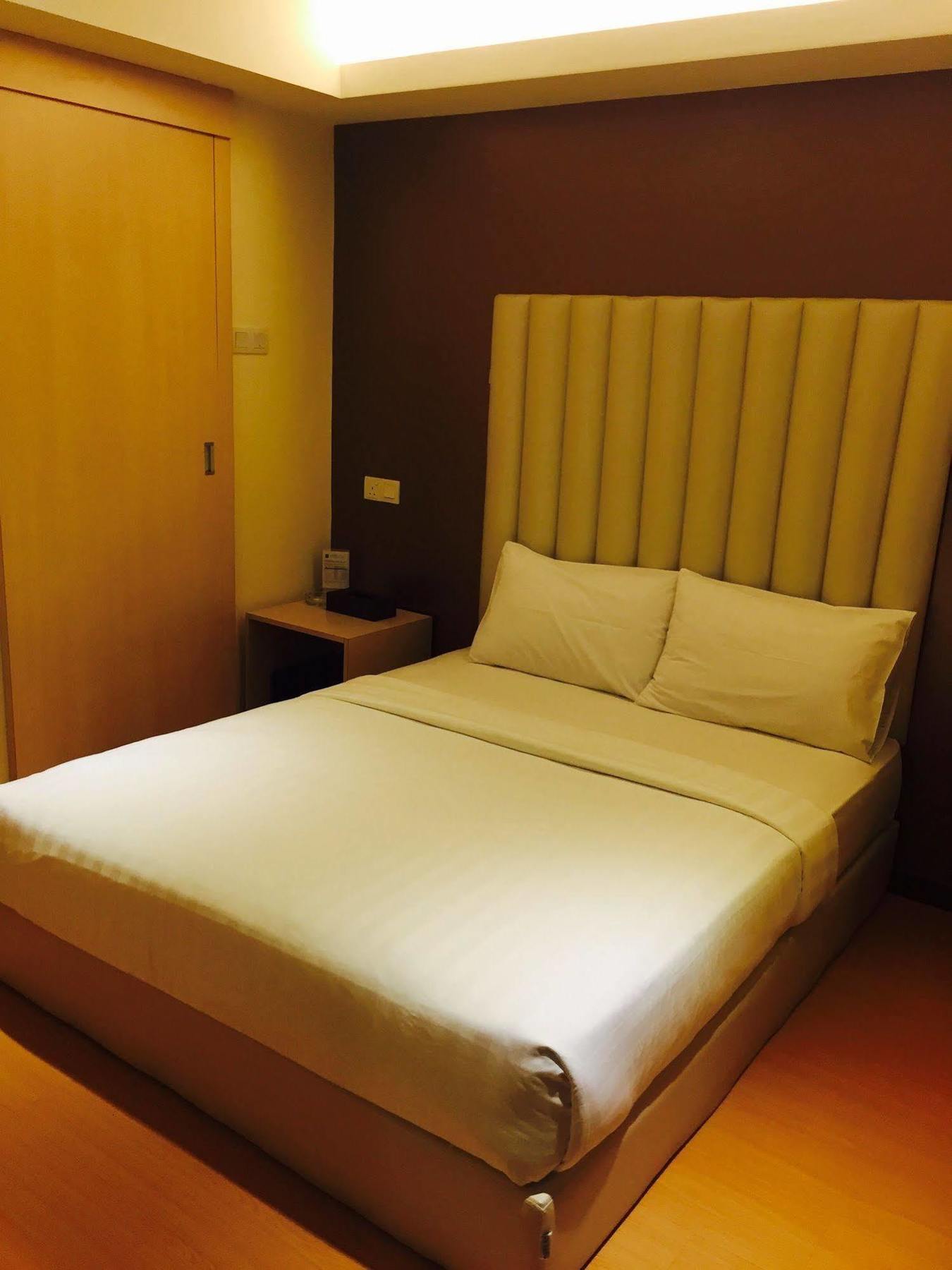 קוטה קינבלו Ease Hotel מראה חיצוני תמונה