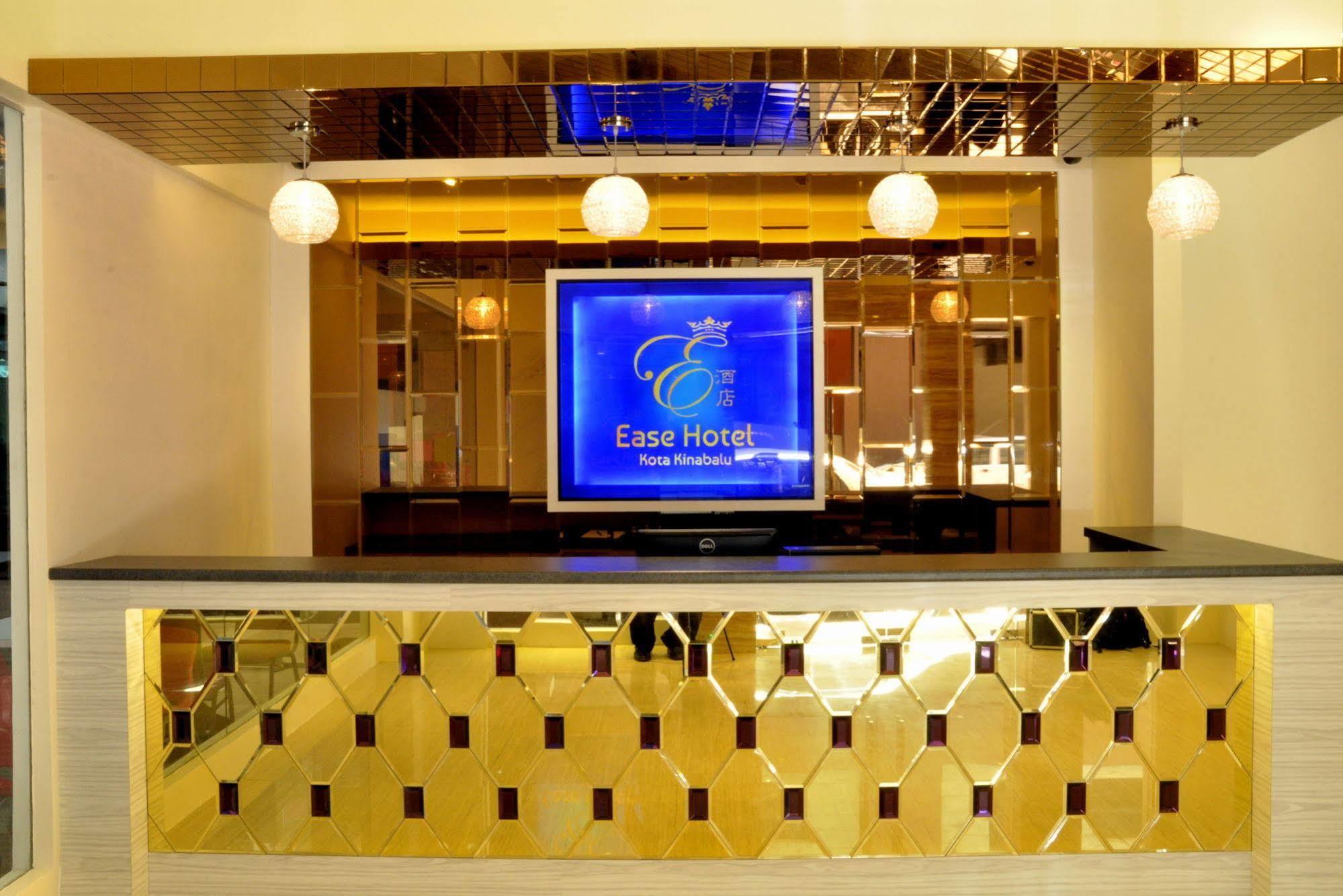 קוטה קינבלו Ease Hotel מראה חיצוני תמונה